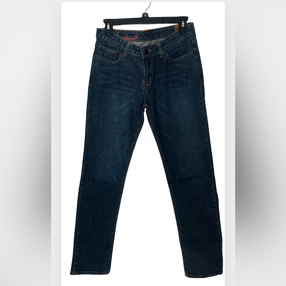 Overhauled Women’s Dark Blue Straight Jeans